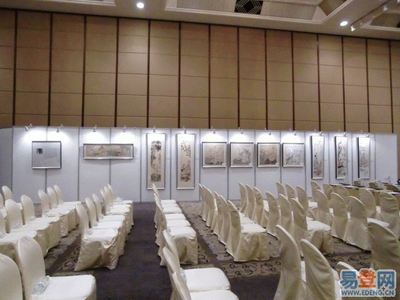 八棱柱會(huì)議展板租賃服務(wù) 北京宇軒展覽展示服務(wù)中心的專業(yè)解決方案